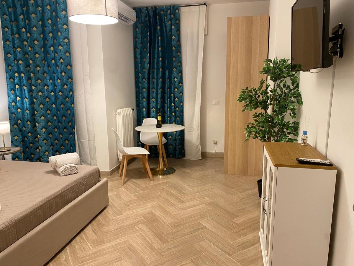 La Dimora Dei Teatri, Luxury Rooms ปาแลร์โม ภายนอก รูปภาพ