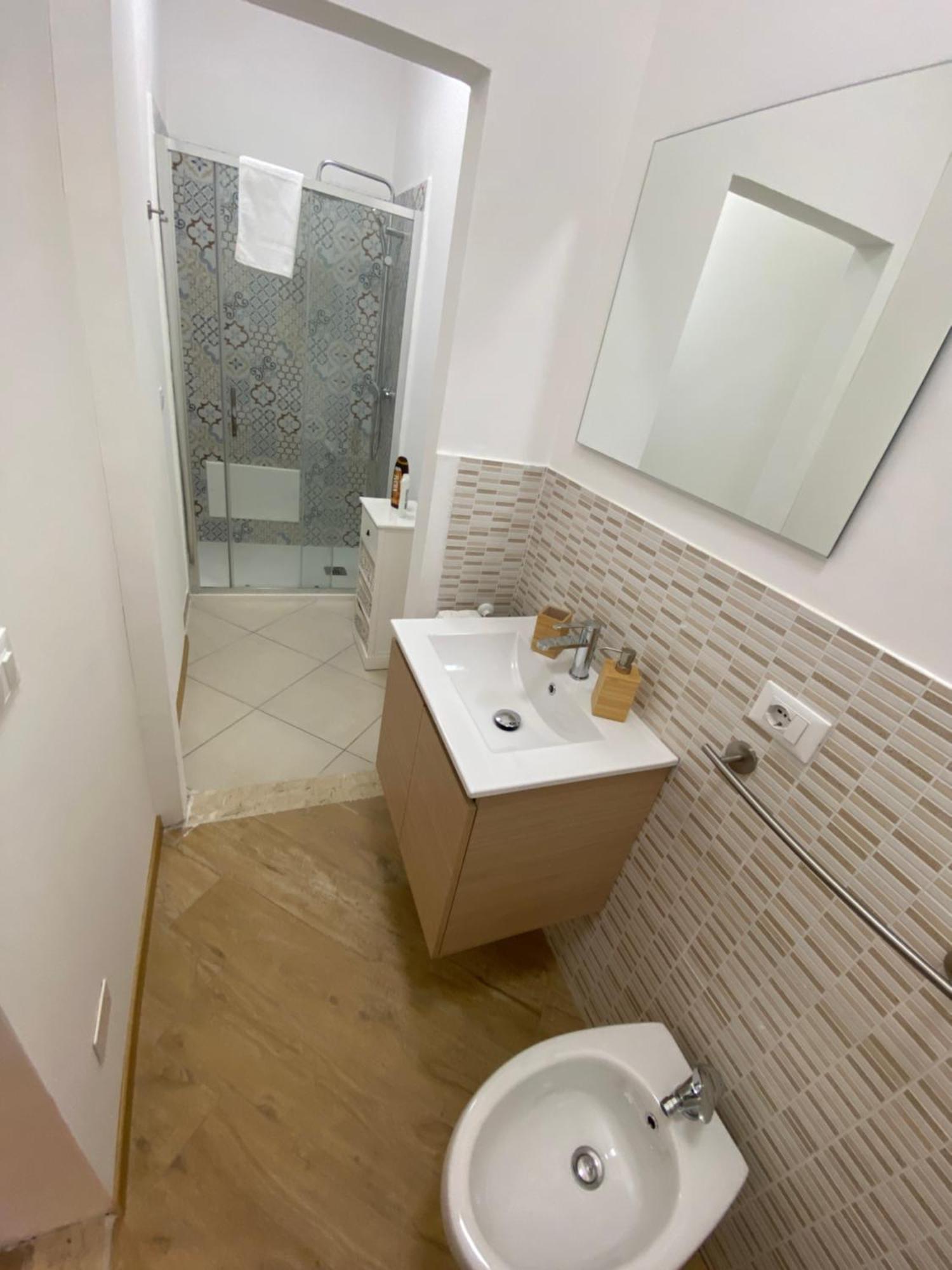 La Dimora Dei Teatri, Luxury Rooms ปาแลร์โม ภายนอก รูปภาพ