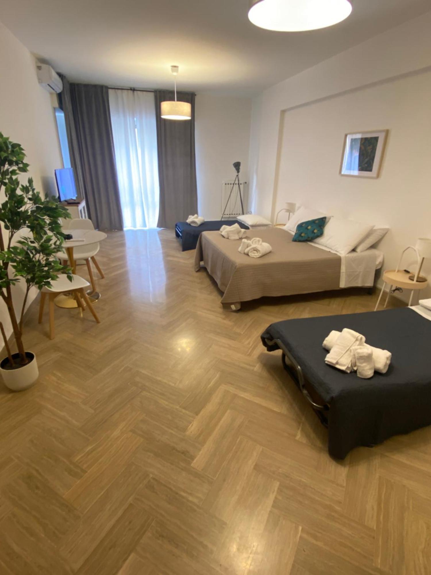 La Dimora Dei Teatri, Luxury Rooms ปาแลร์โม ภายนอก รูปภาพ